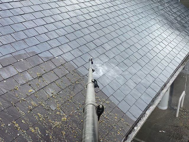 roof-cleaning-28-kireth-ai