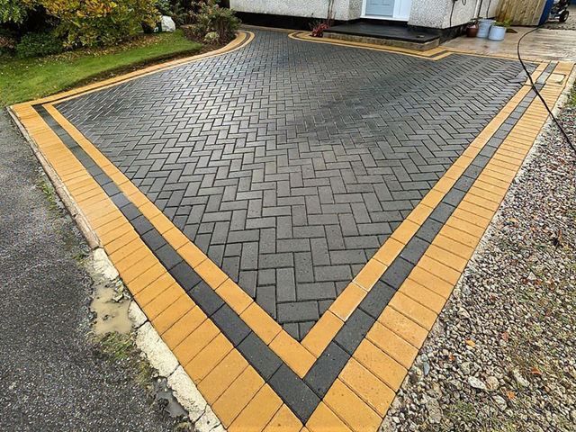 driveway-cleaning-9-kireth-ai