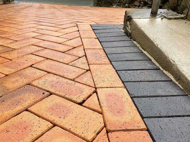 driveway-cleaning-10-kireth-ai