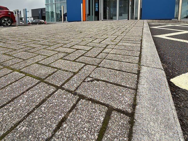 commercial-cleaning-8-kireth-ai
