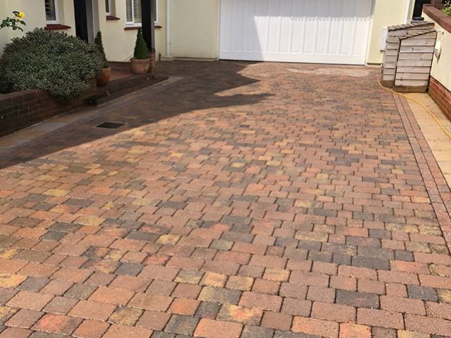pressure-washing-5-kireth-ai