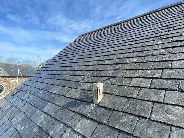 roof-cleaning-31-kireth-ai