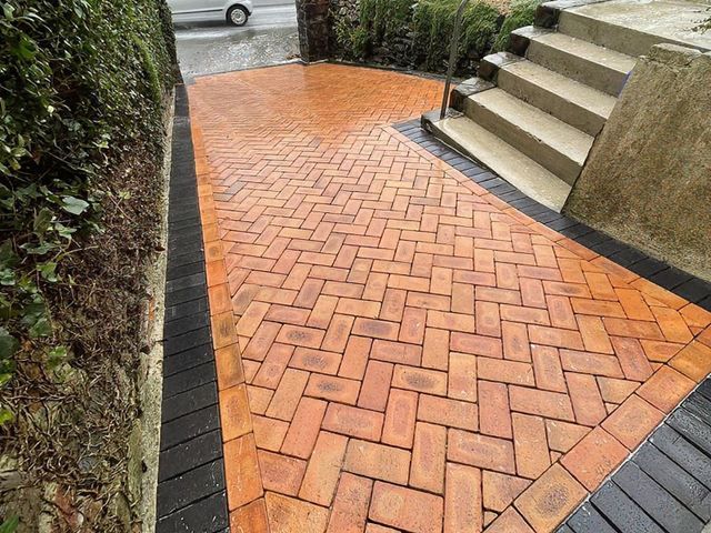 driveway-cleaning-7-kireth-ai